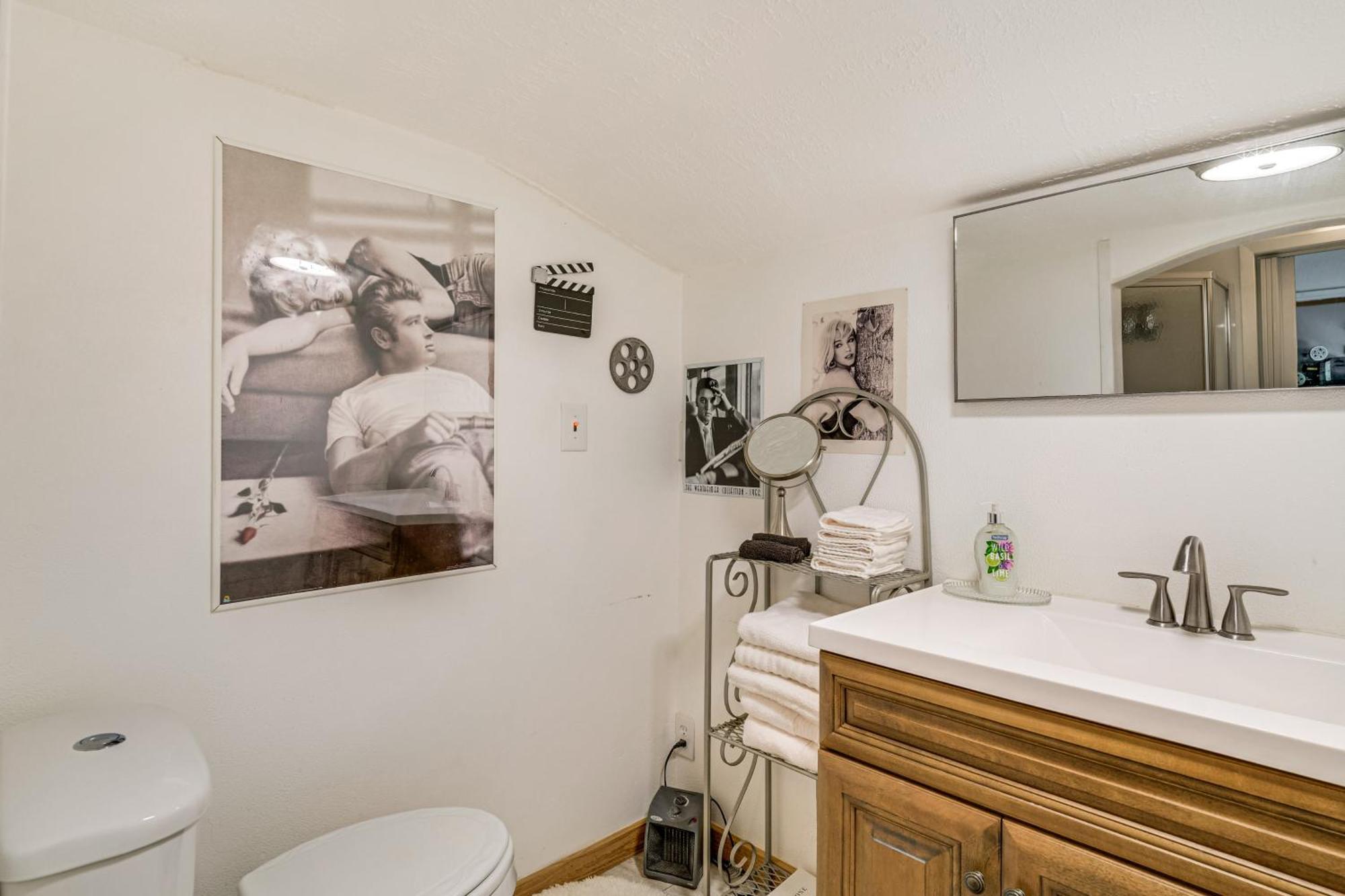 Villa College Station Getaway With Hot Tub And Courtyard! Exterior foto