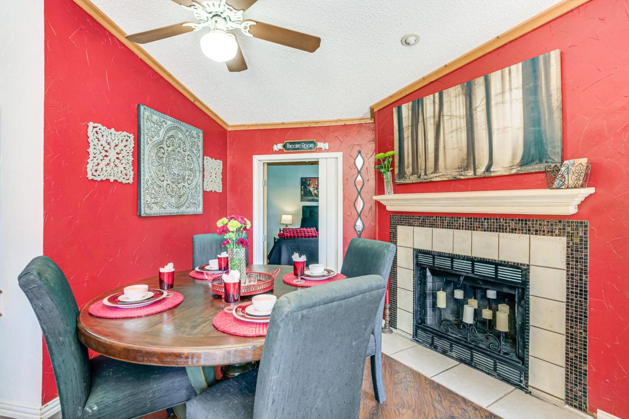 Villa College Station Getaway With Hot Tub And Courtyard! Exterior foto