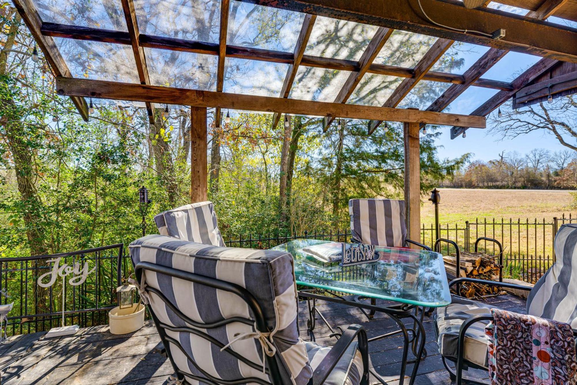 Villa College Station Getaway With Hot Tub And Courtyard! Exterior foto